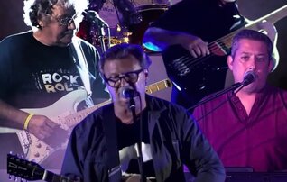 11sab_um_zeca_diferente